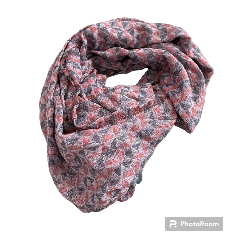 NWT Collection Eighteen Geometric Scarf Province Purple